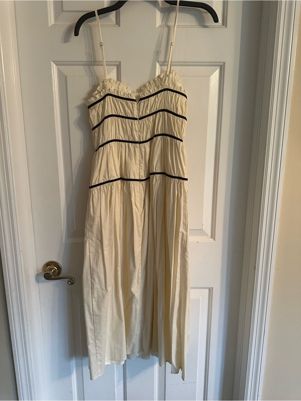 Storia Cream Midi Dress with Black Trim - Picture 2 of 6
